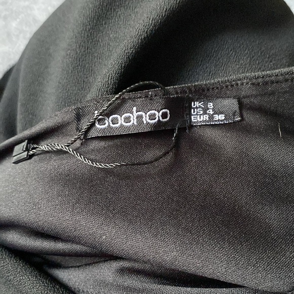 Boohoo Black Asymmetrical Sheath Dress V-Neck Dolman Sleeve - Picture 3 of 13